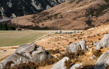 Kiwi Adventures Tour & Travel7