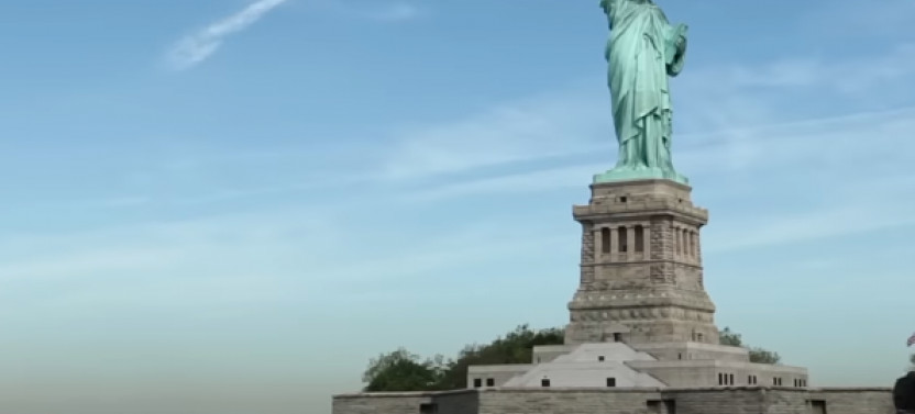New York Private Statue of Liberty and Ellis Island Tour
