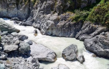 Kiwi Adventures Tour & Travel12