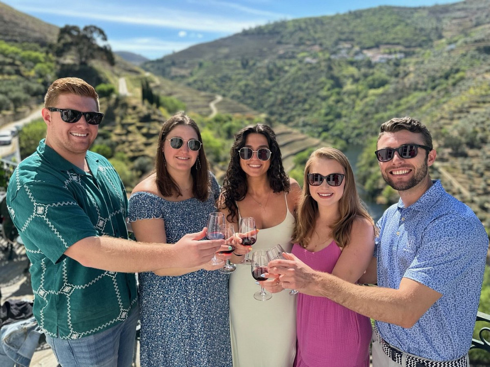 Private Douro Valley Visit to Three Vineyards with Lunch from Porto