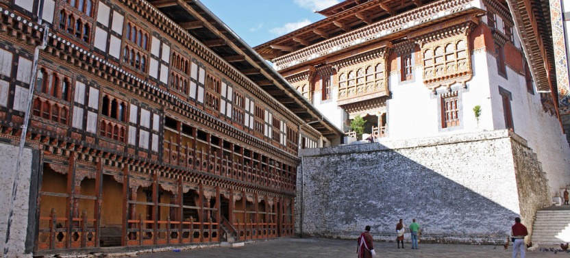 Incredible 9-Day Bhutan Tour