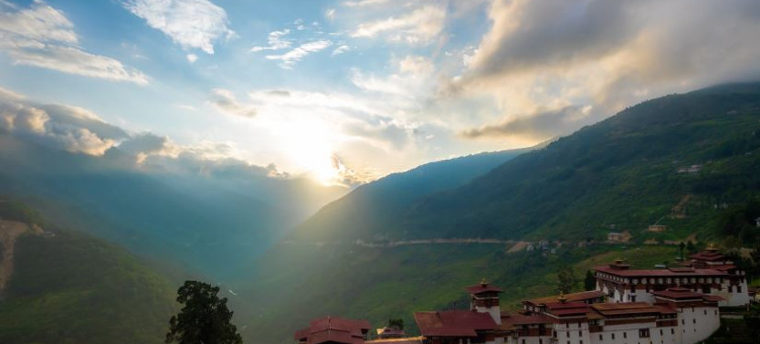 Incredible 9-Day Bhutan Tour