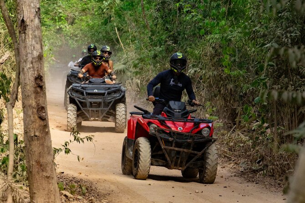 Aventuras Mayas