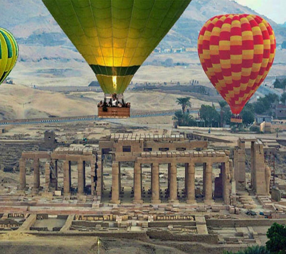 Daily Pyramids Tours