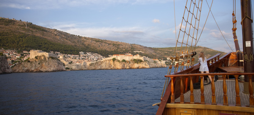 Dubrovnik Old Town Walking Tour and Cruise with Karaka
