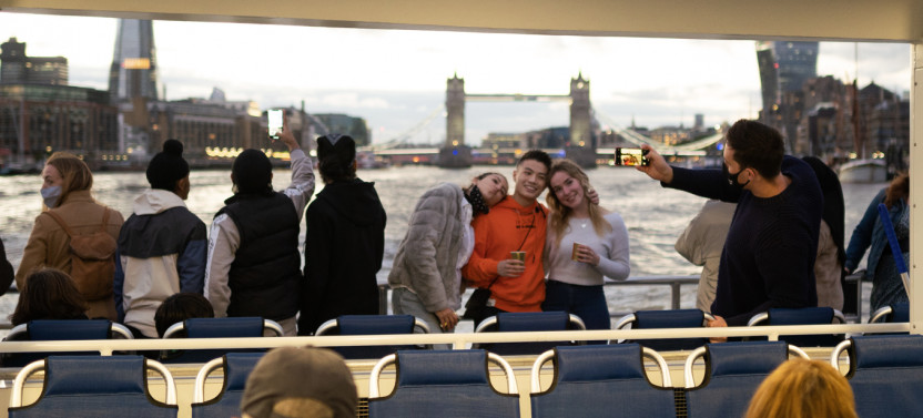 London: Hop-On Hop-Off Uber Boat + Old Royal Naval College & Painted Hall