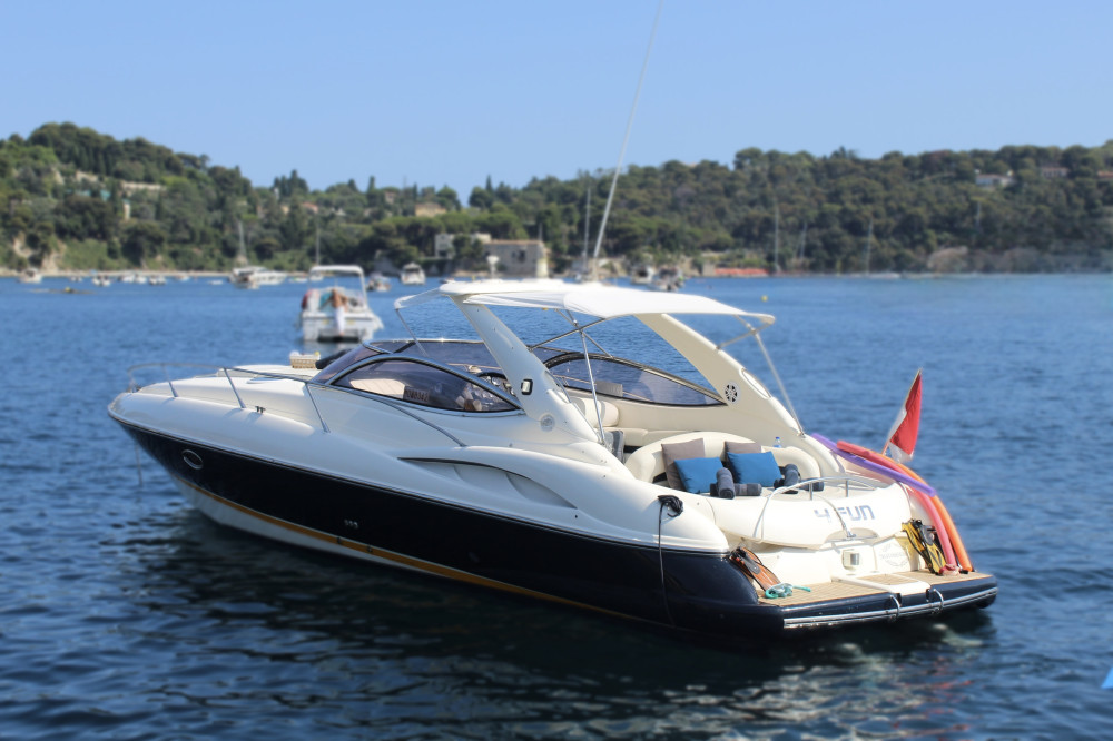 Private Yacht Charter - Superhawk 34