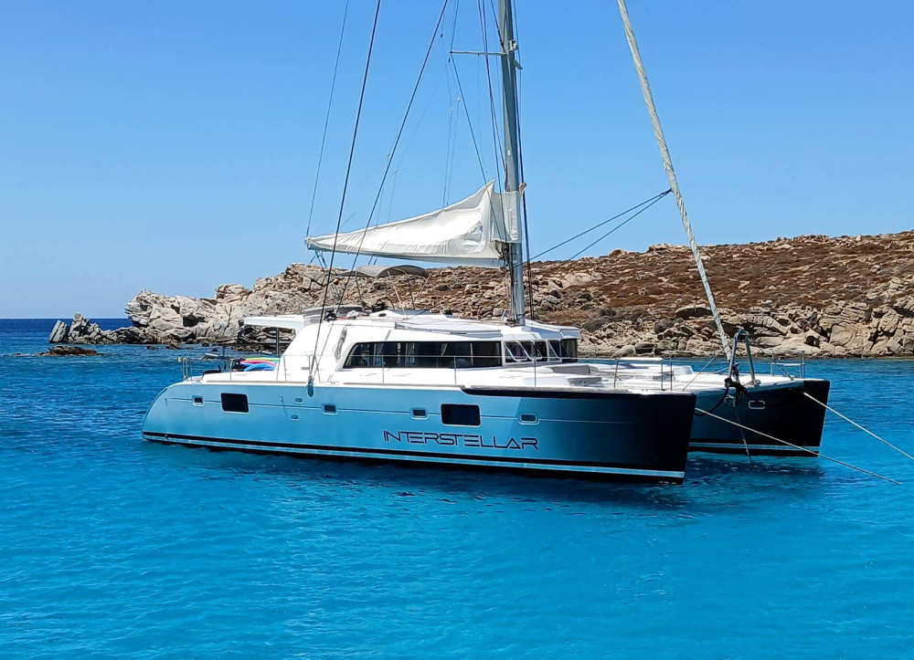 8-Hour Full Day Private Tour - Large & Majestic Catamaran