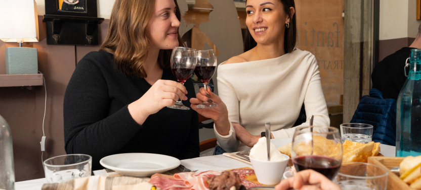 Bologna Food Tour - Eat, Learn and have fun with a Local