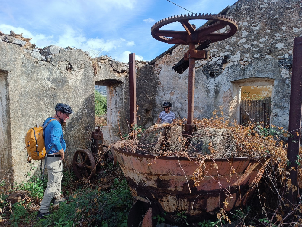 Private Walking Tour - Sami's Old Villages & Geological Park