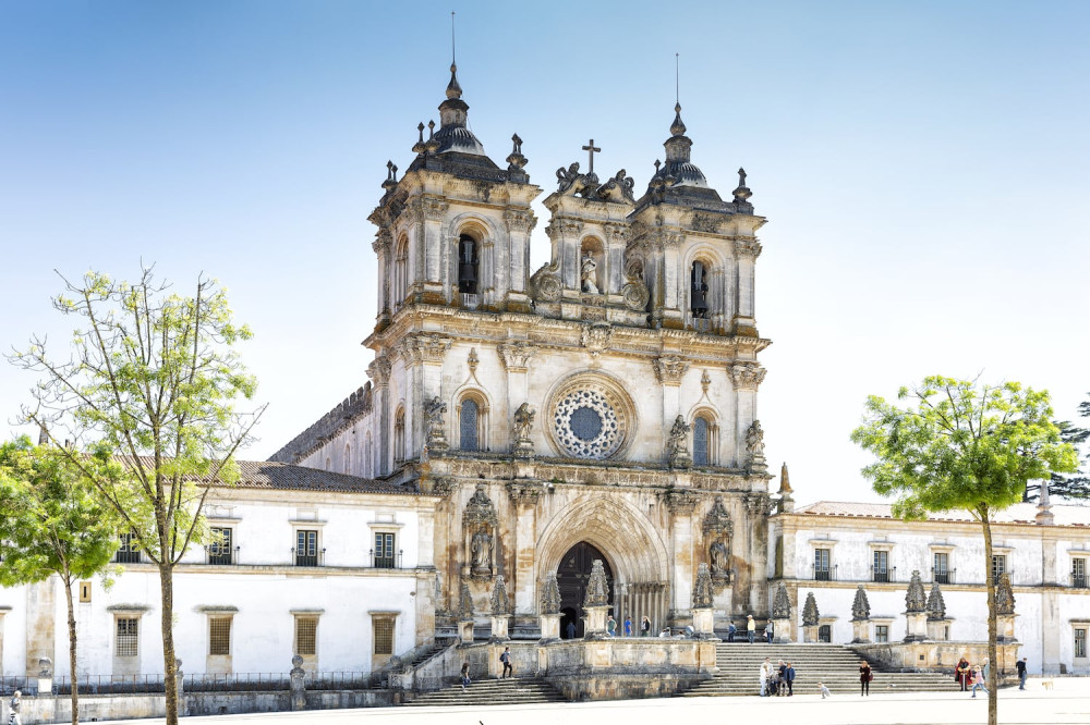 Coimbra & Alcobaça Tales Of Love