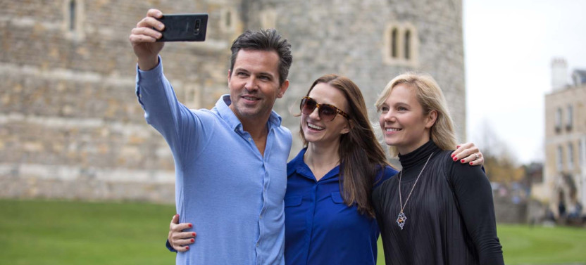 Royal Windsor & Eton Riverside Private tour with Separate Tour Guide