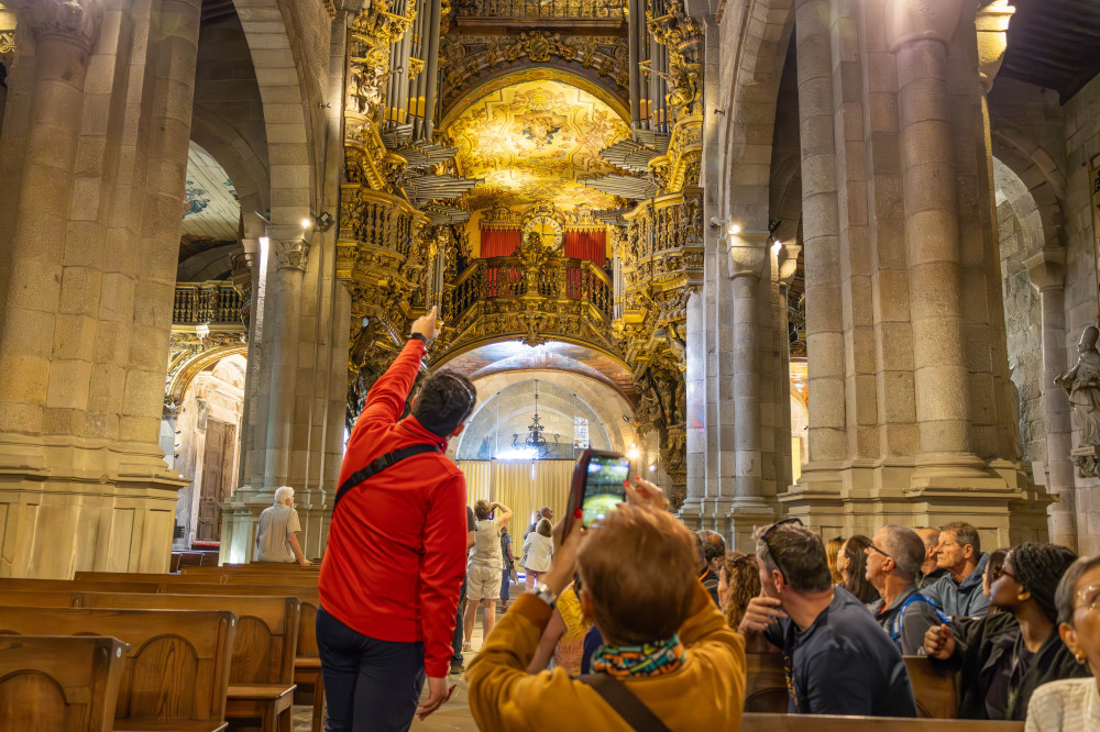 Braga and Guimarães Small Group Tour With Hotel Pick-up