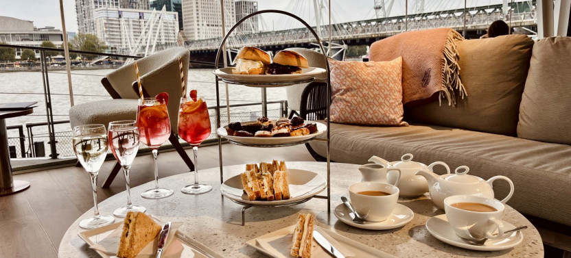London: Afternoon Tea At Clipper Lounge EMB