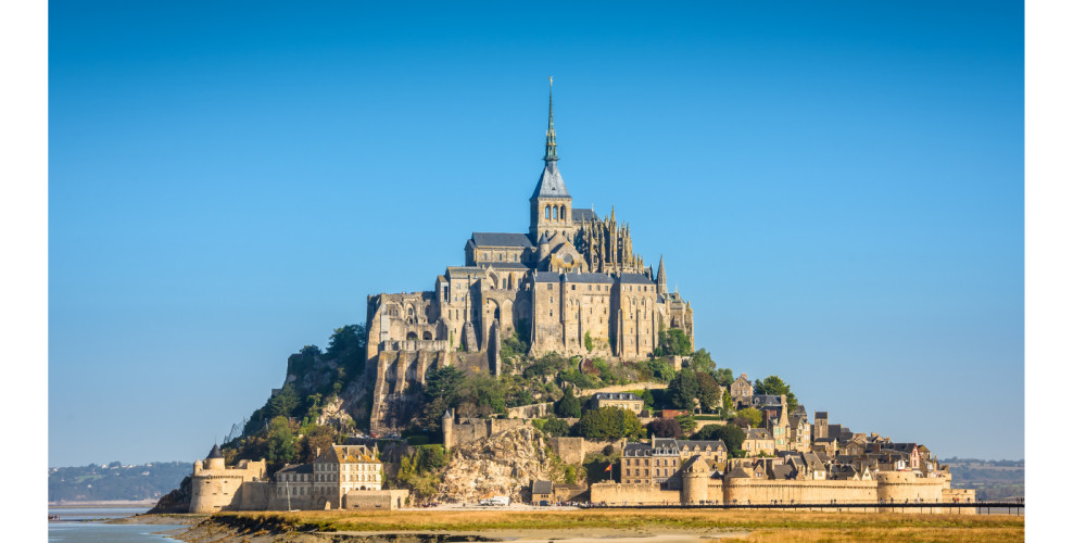 Private Mont Saint-Michel Day Tour from Paris: Abbey, Village & Bay Walk