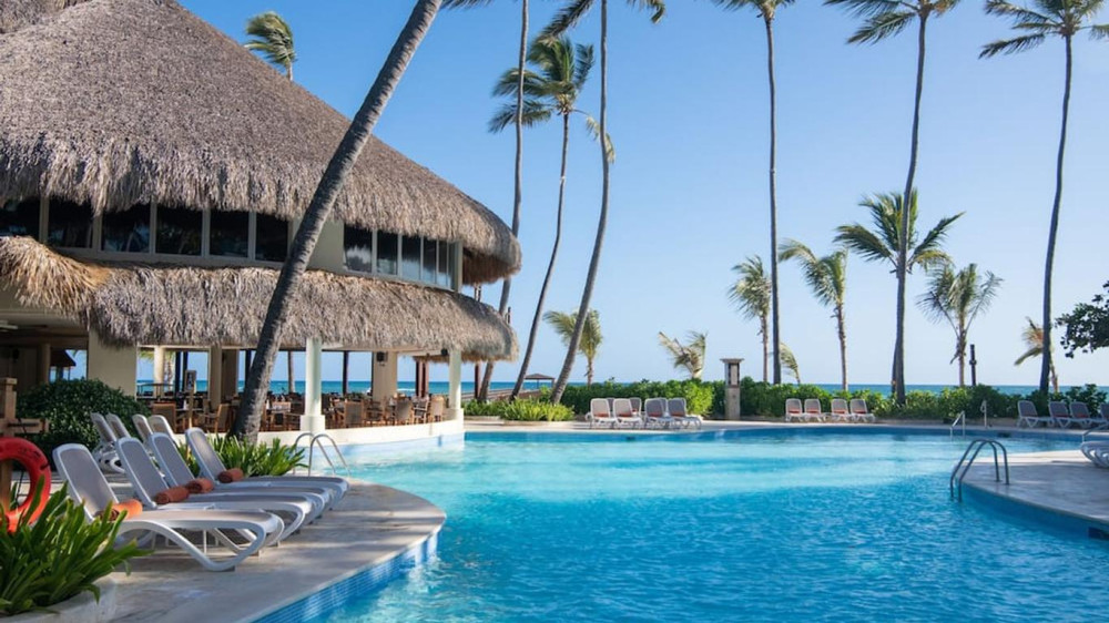 Private Transfer from Impressive Punta Cana to Punta Cana Airport