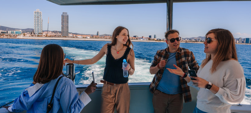 360º Barcelona SkyWalk: Old Town Walking, Helicopter Flight & Boat Ride