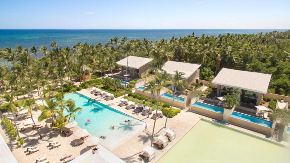 Private Transfer from Catalonia Royal Bavaro to Punta Cana Airport