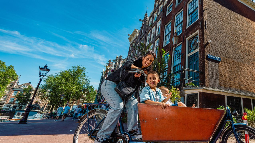 Two Day Cargo Bike Rental - From Rembrandt Square