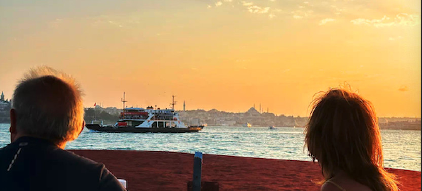Istanbul Bosphorus & Golden Horn: Sunset Yacht Cruise with Expert Guide