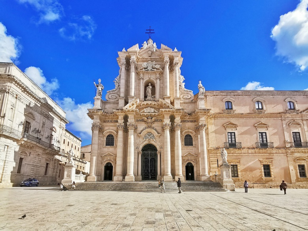 Syracuse & Ortygia full-day tour from Taormina