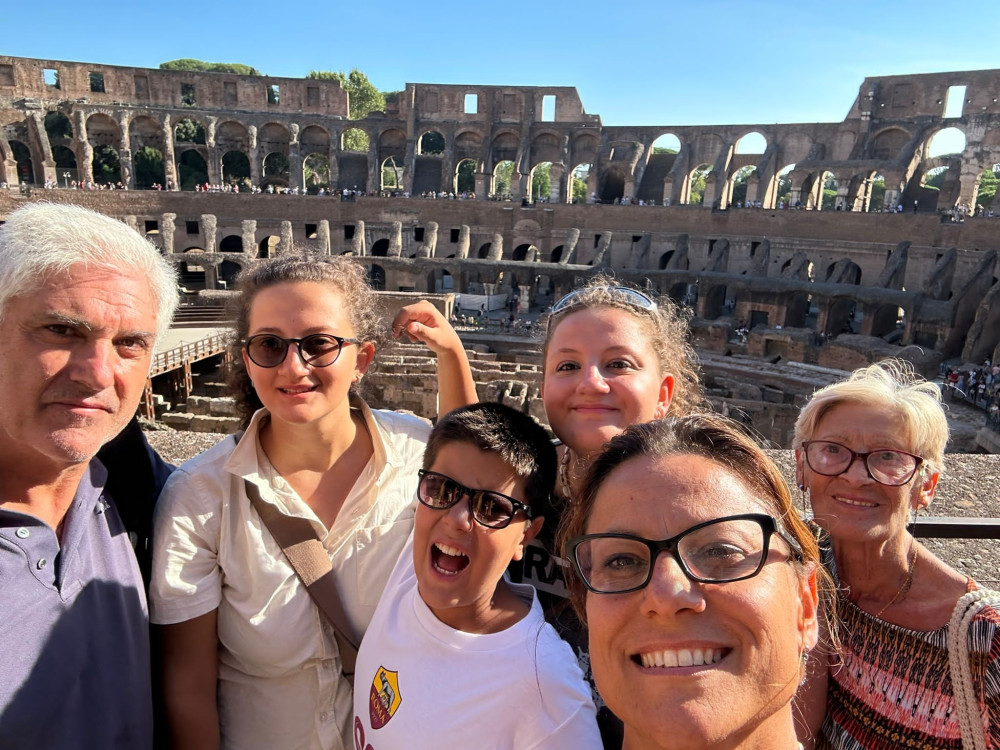 All Rome in 1 Day: Colosseum, Vatican, Squares, Luxury Car, Tickets & Lunch