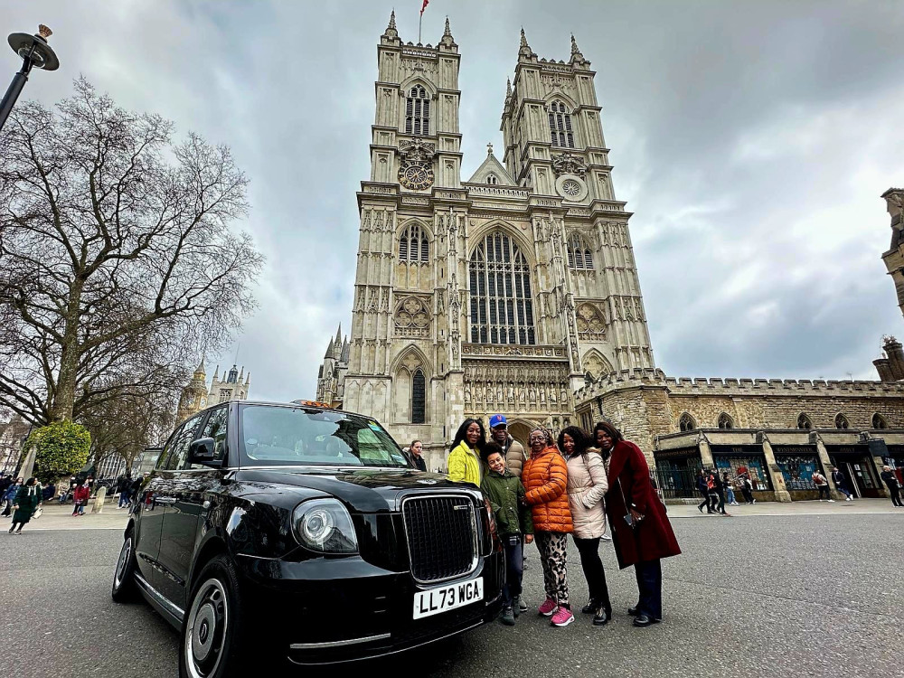 Full-Day Private London Taxi Tour Experience