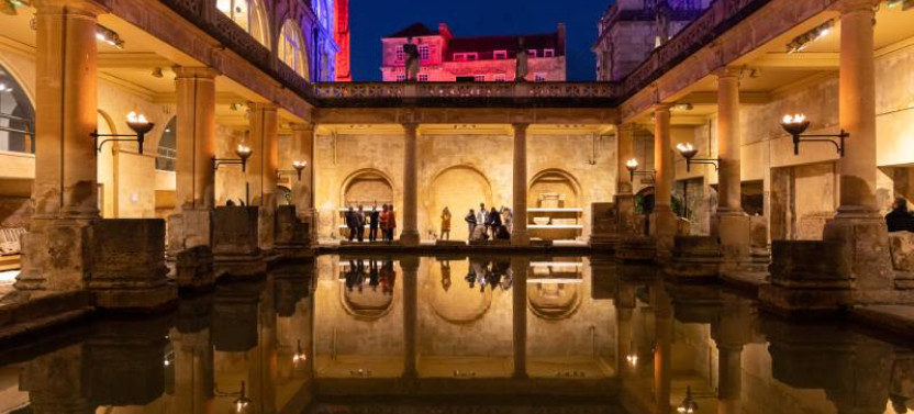 Stonehenge and Bath Full-Day Tour from London with a Guide