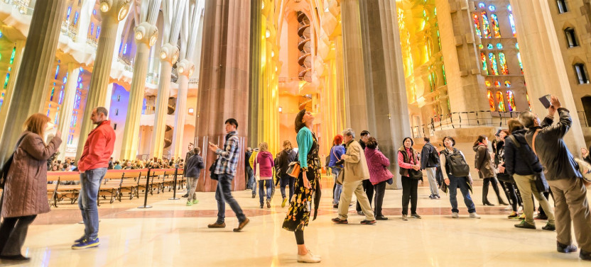 Sagrada Familia with Official Guide & Fast-Track Entry, photo 4 of 7