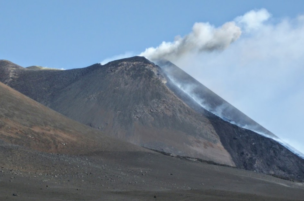 Mount Etna Volcano Tour With Wine Tasting & Lunch