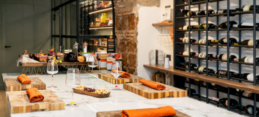 Exclusive Pizza & Gelato Cooking Experience with Premium Italian Wine