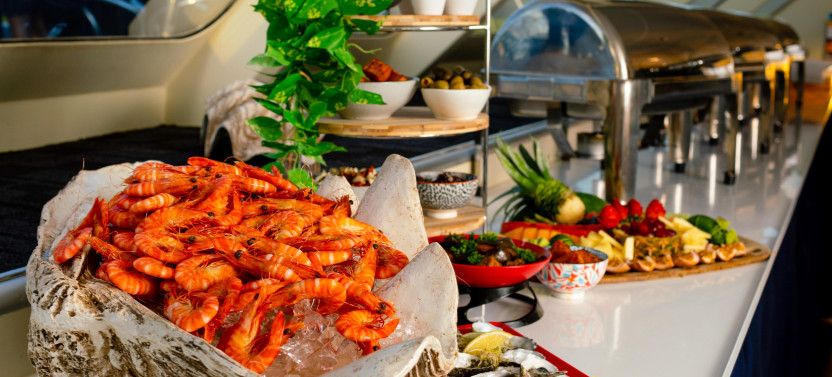Spirit of Cairns Buffet Dinner Cruise
