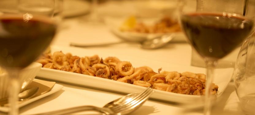 Barcelona El Born Gourmet Tapas & Wine Private Tour, photo 2 of 7