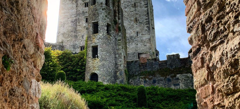 From Dublin: Blarney, Rock of Cashel and Cahir Castles Tour
