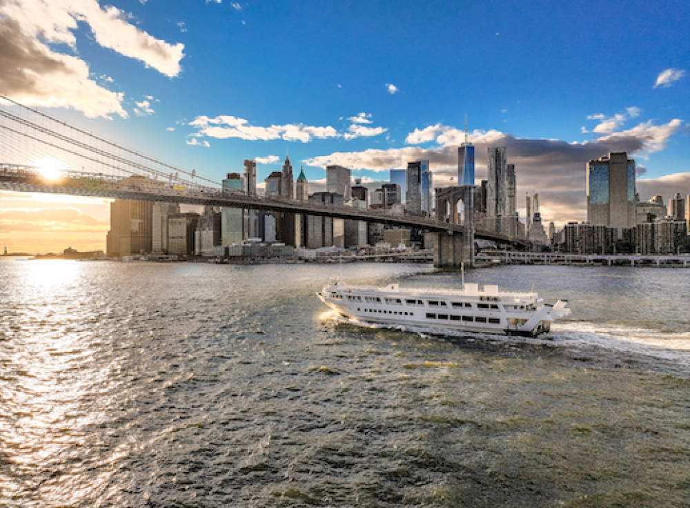 Sunset Live Music Cruise in NYC: A Perfect Evening on the Grande Mariner