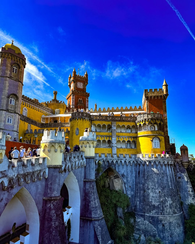 Sintra Full Day Guided Tour: Pena Palace, Regaleira & Roca