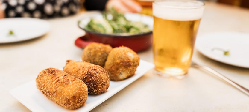 Barcelona Food Tour with Tapas & Drinks with a Local, photo 5 of 8