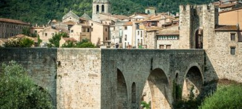 Private Medieval Villages Day Trip from Barcelona, photo 3 of 10