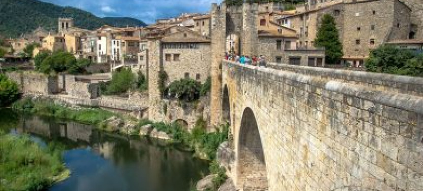 Private Medieval Villages Day Trip from Barcelona, photo 4 of 10