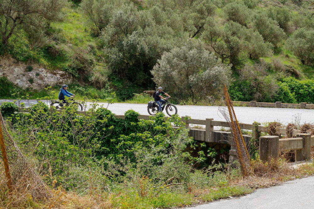 2 Day Bike Tour of the Hidden Gems of Crete and Heraklion - All Inclusive