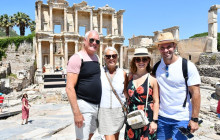 Neopolis Travel1