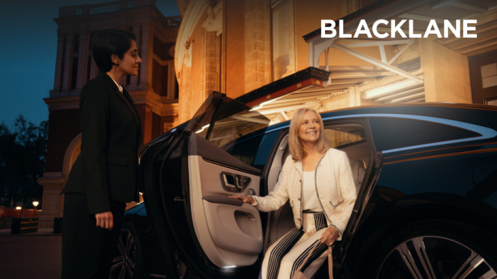 Private London 4H Chauffeur Driven Experience with Customized Itinerary