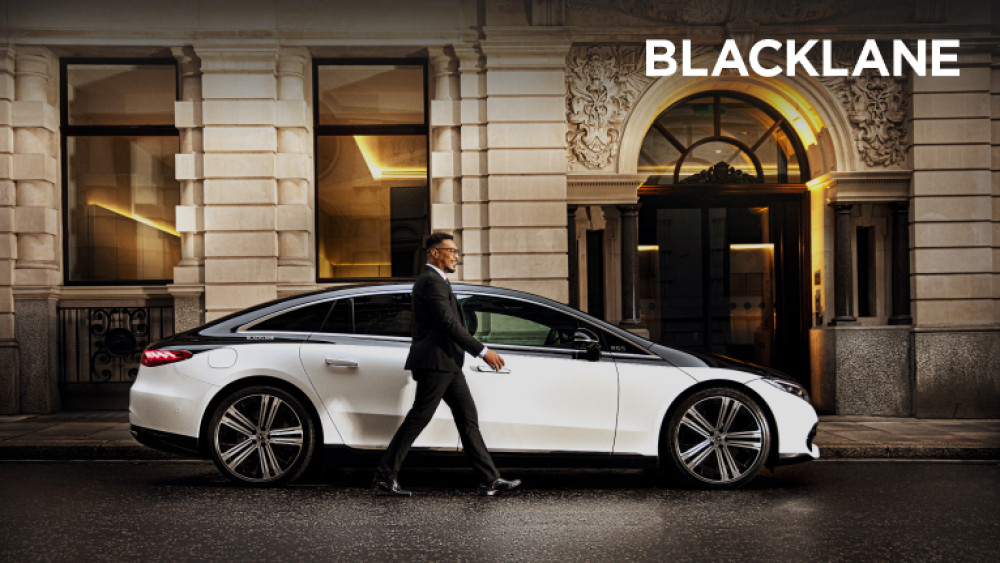 Private London 8H Chauffeur Driven Experience with Customized Itinerary
