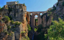 YANNAT TRAVEL GROUP5