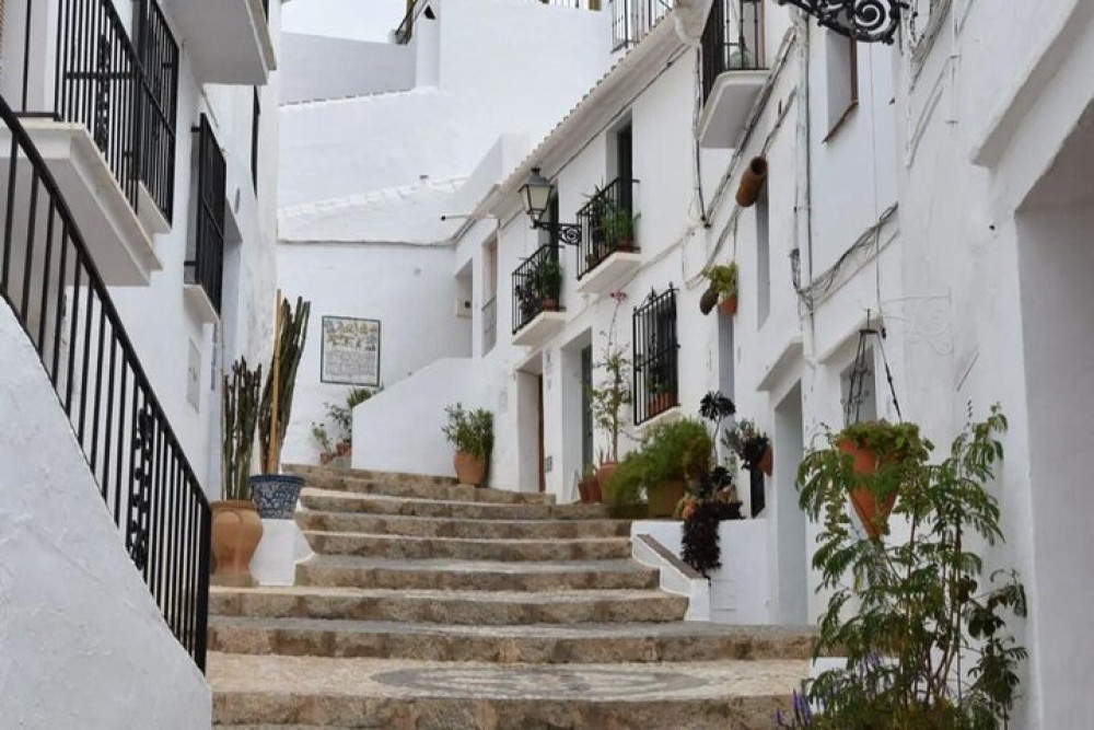 Nerja and Frigiliana Private Daytrip from Granada