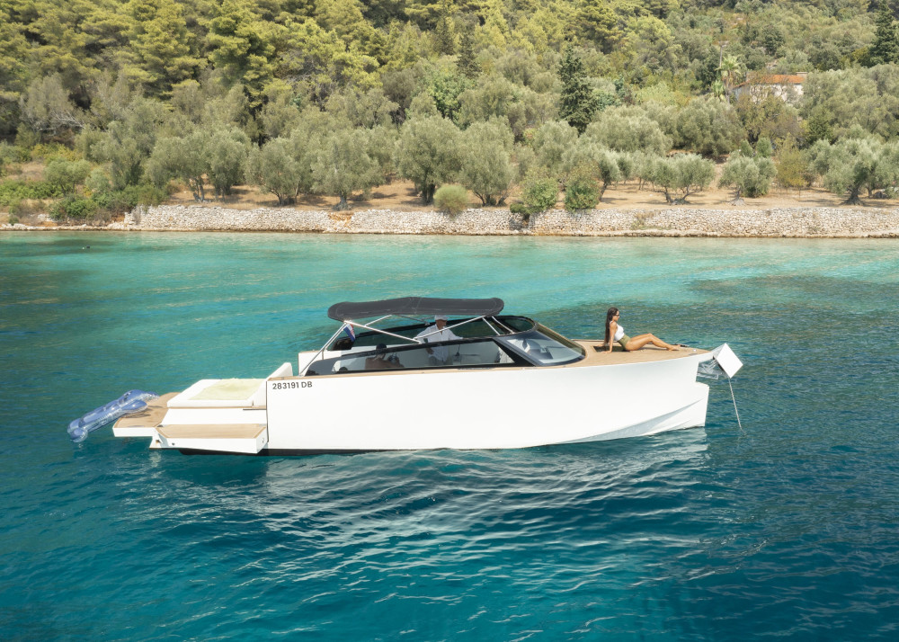 Islands & Instinct: Dubrovnik to Hvar by Sea