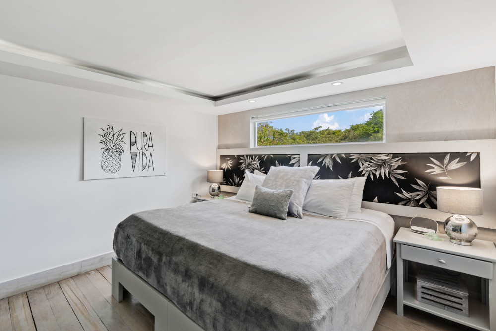 7 Nights Surf Camp - Private Accommodation