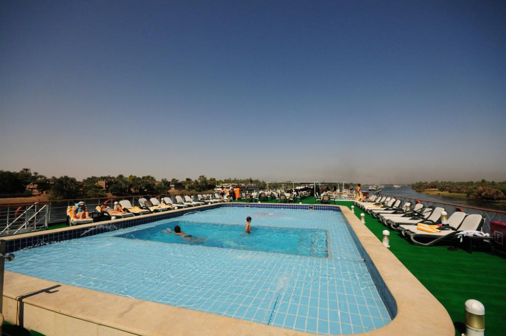 Amazing 7 Nights Nile Cruise From Luxor To Aswan with Abu Simbel