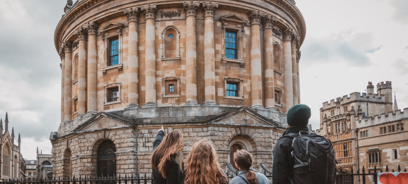 Oxford University & City Walking Guided Tour