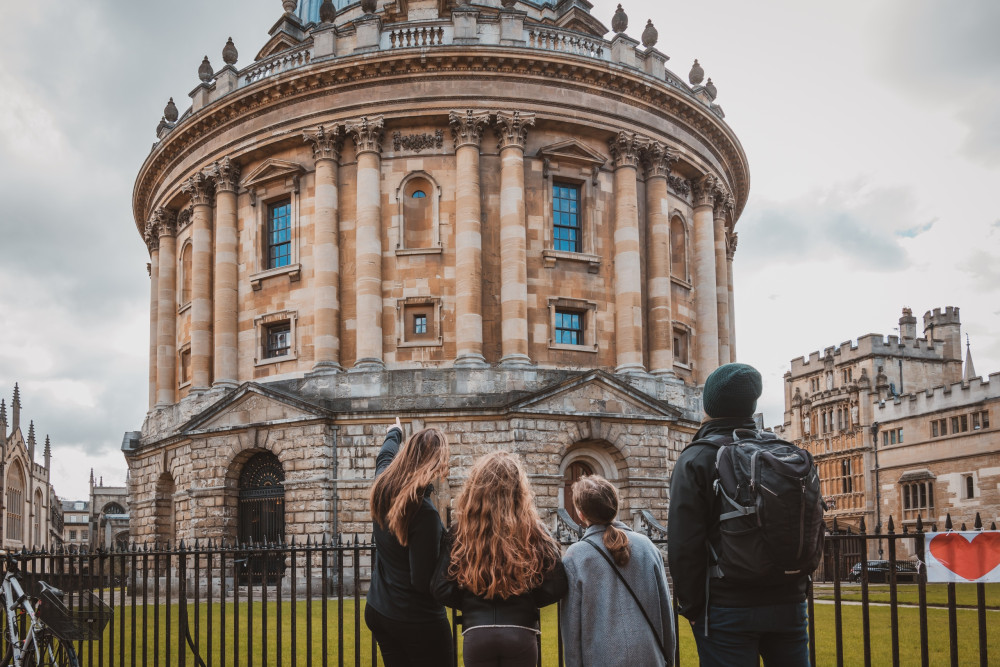 Oxford University & City Walking Guided Tour